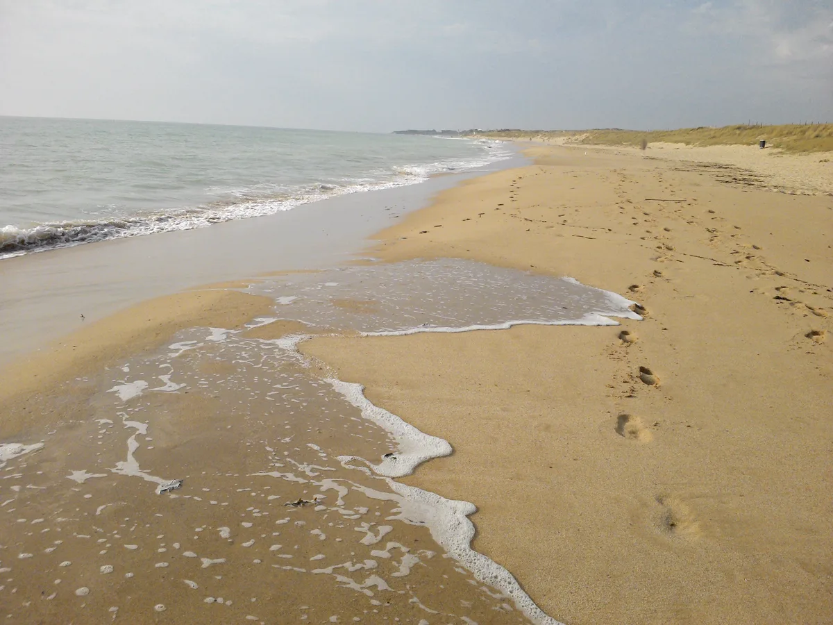 Huttes Beach, Saint-Denis-d'Oléron, Nouvelle-Aquitaine, France — 4