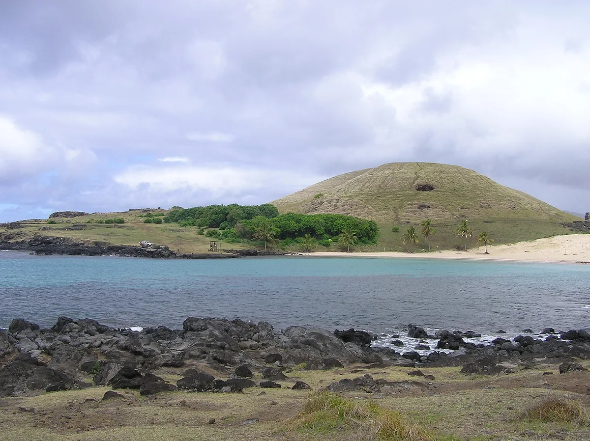 Hanga Rau Beach, Isla de Pascua, Chilean Pacific, Chile — 5