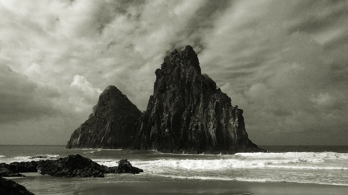 Ovo Beach, Fernando de Noronha, Brazilian Islands, Brazil — 3