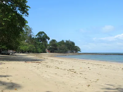 Cap Estérias Beach, Akanda, Gulf of Guinea, Gabon — 3