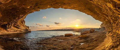 Xrobb l-Għaġin Beach