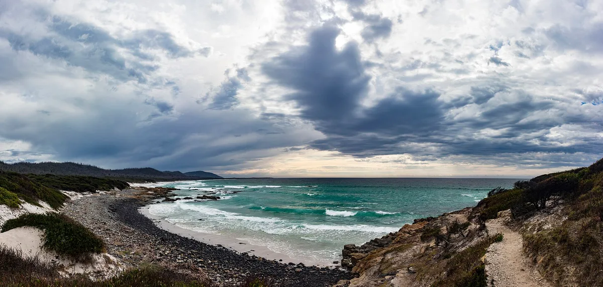 Friendly Beaches, Glamorgan–Spring Bay, Tasmania, Australia — 4