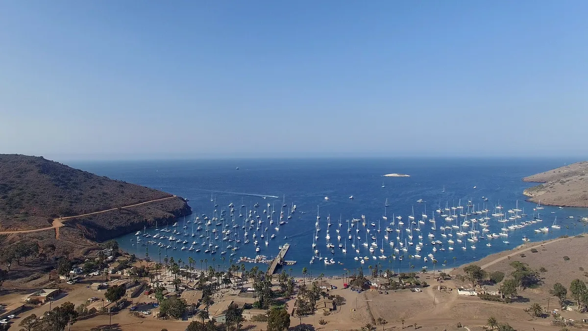 Catalina Harbor Beach, Two Harbors, California Islands, United States — 2