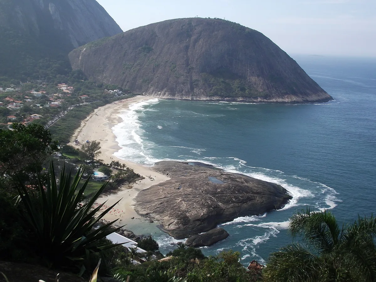 Itaipu Beach, Niterói, Brazilian Atlantic, Brazil — 4