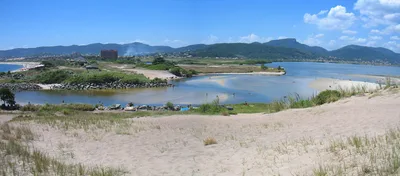 Itaipu Beach