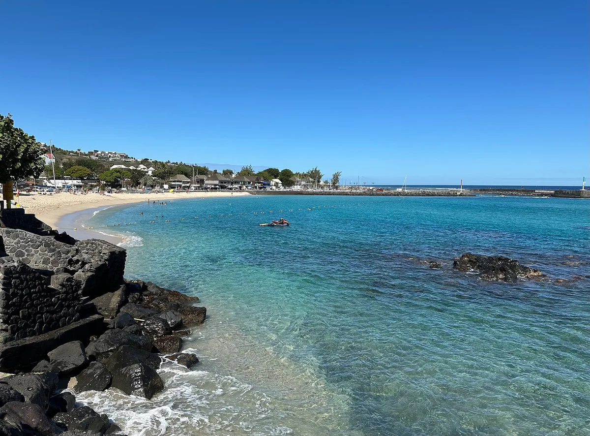 Brisants Beach, Saint-Paul, Réunion, France — 6