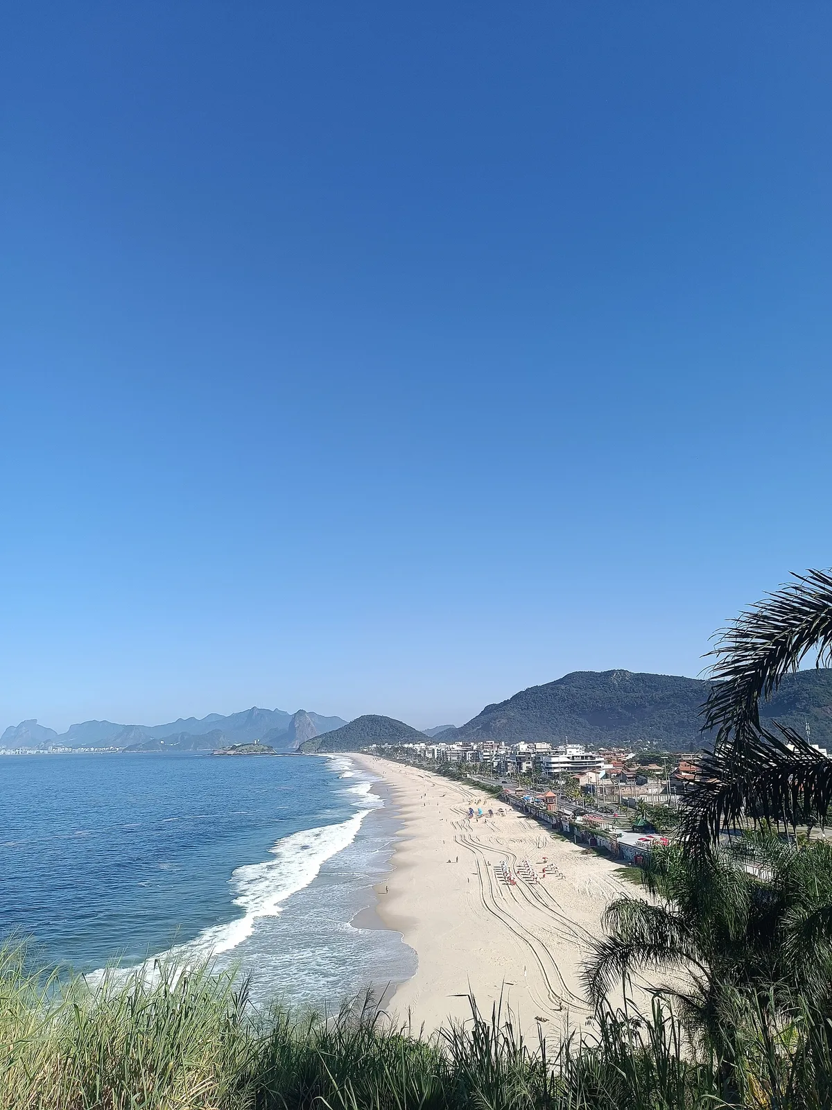 Piratininga Beach, Niterói, Brazilian Atlantic, Brazil — 5