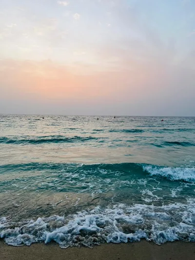 Playa de Kita, Umm Suqeim, Persian Gulf, United Arab Emirates — 4