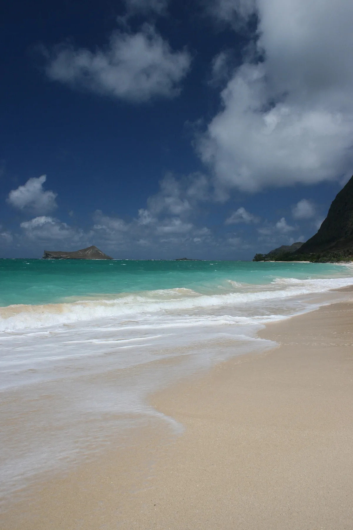 Waimanalo Beach Park, Waimanalo, Hawaii, United States — 3