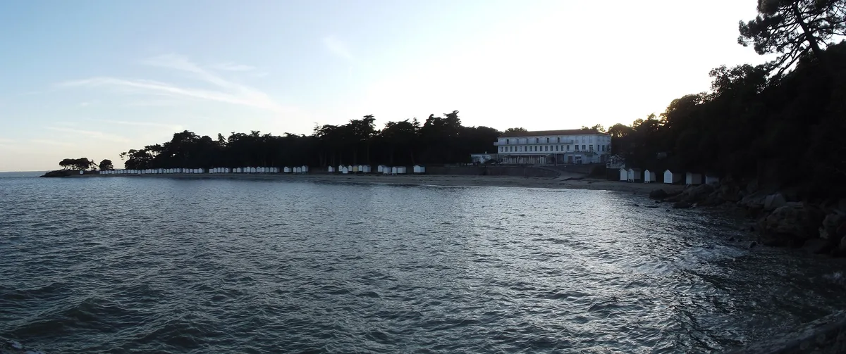 Anse Rouge Beach, Barbâtre, Pays de la Loire, France — 3