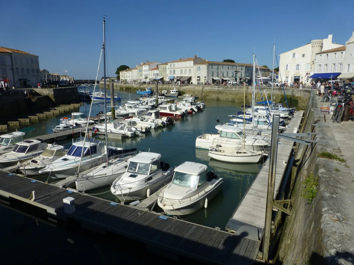Plage de la Cible, Saint-Martin-de-Ré, Nouvelle-Aquitaine, France — 4