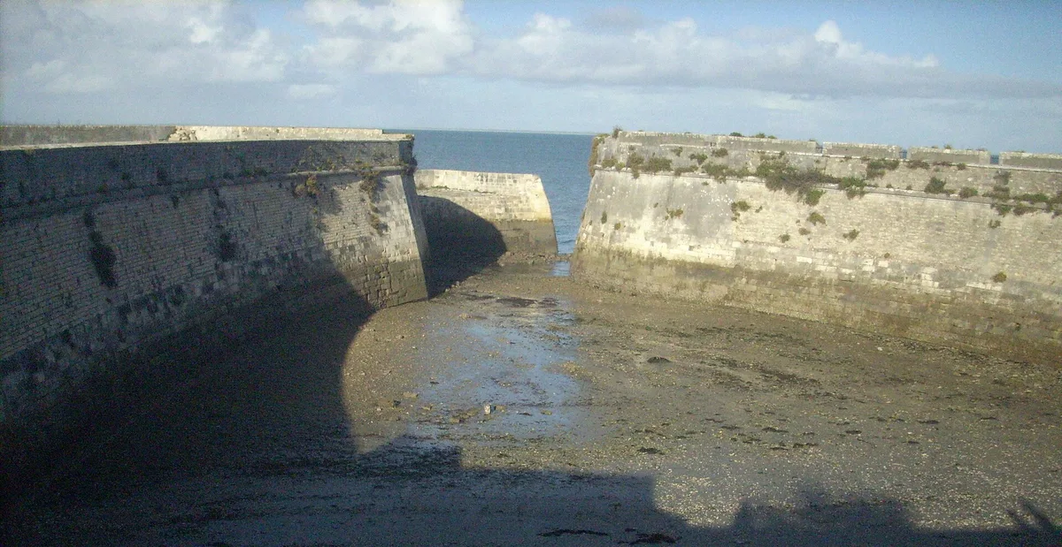 Plage de la Cible, Saint-Martin-de-Ré, Nouvelle-Aquitaine, France — 5