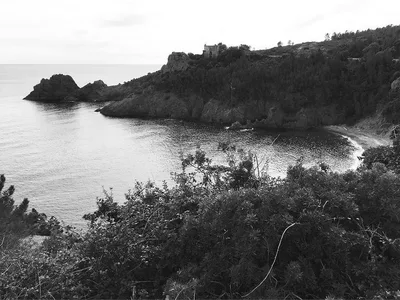 Petit Caneiret Beach, Saint-Raphaël, French Riviera, France — 5