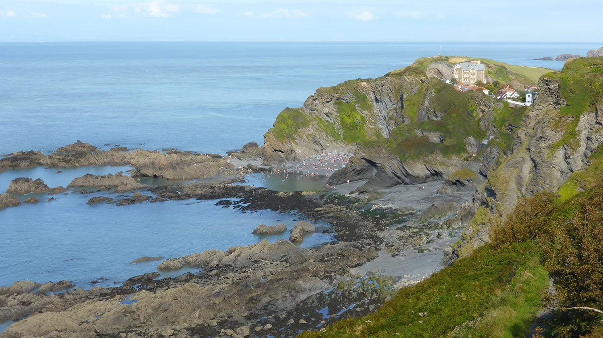 Tunnels Beaches, Ilfracombe, British Coast, United Kingdom — 4