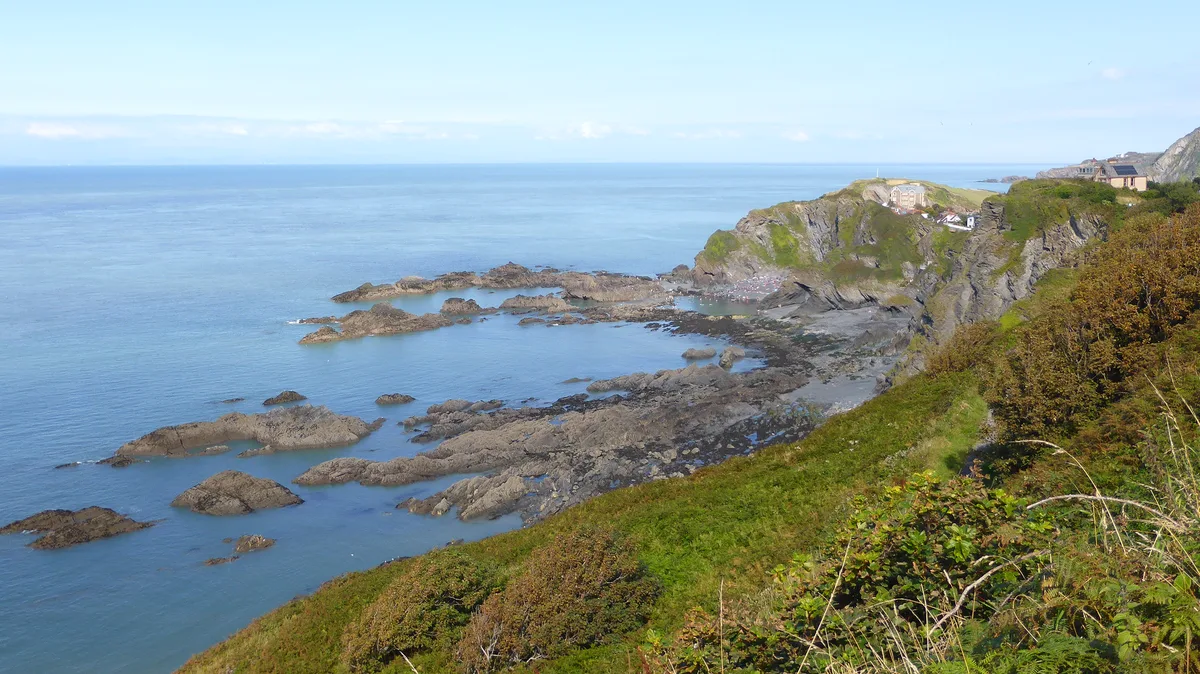 Tunnels Beaches, Ilfracombe, British Coast, United Kingdom — 6