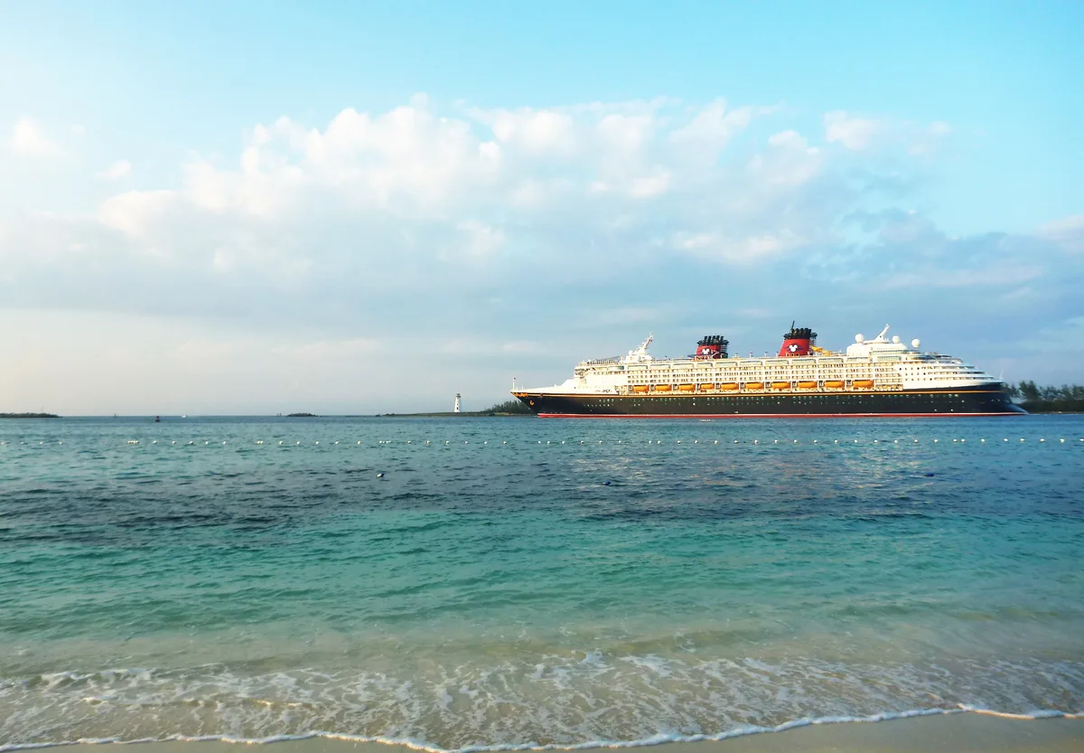 Western Esplanade Beach, Nassau, Lucayan Archipelago, Bahamas — 3
