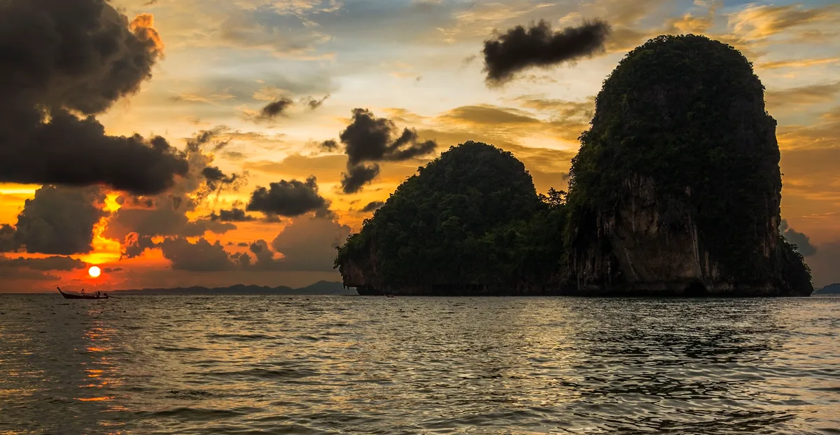 Tham Phra Nang Beach, Mueang Krabi, Andaman Sea Coast, Thailand — 5