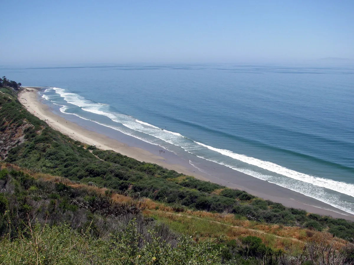 Rincon Point Beach, Carpinteria, California Coast, United States — 3