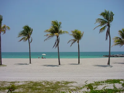 Bal Harbour Beach, Bal Harbour, Florida, United States — 3