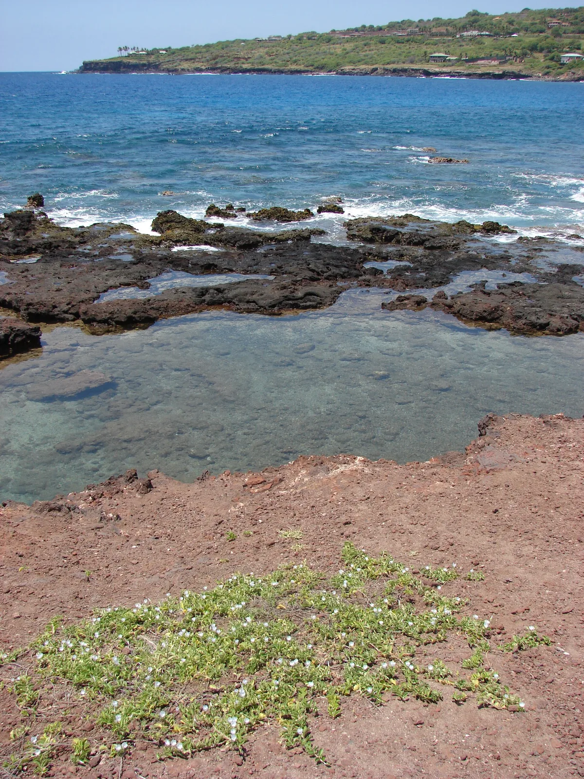Puu Pehe Cove, Lanai City, Hawaii, United States — 4
