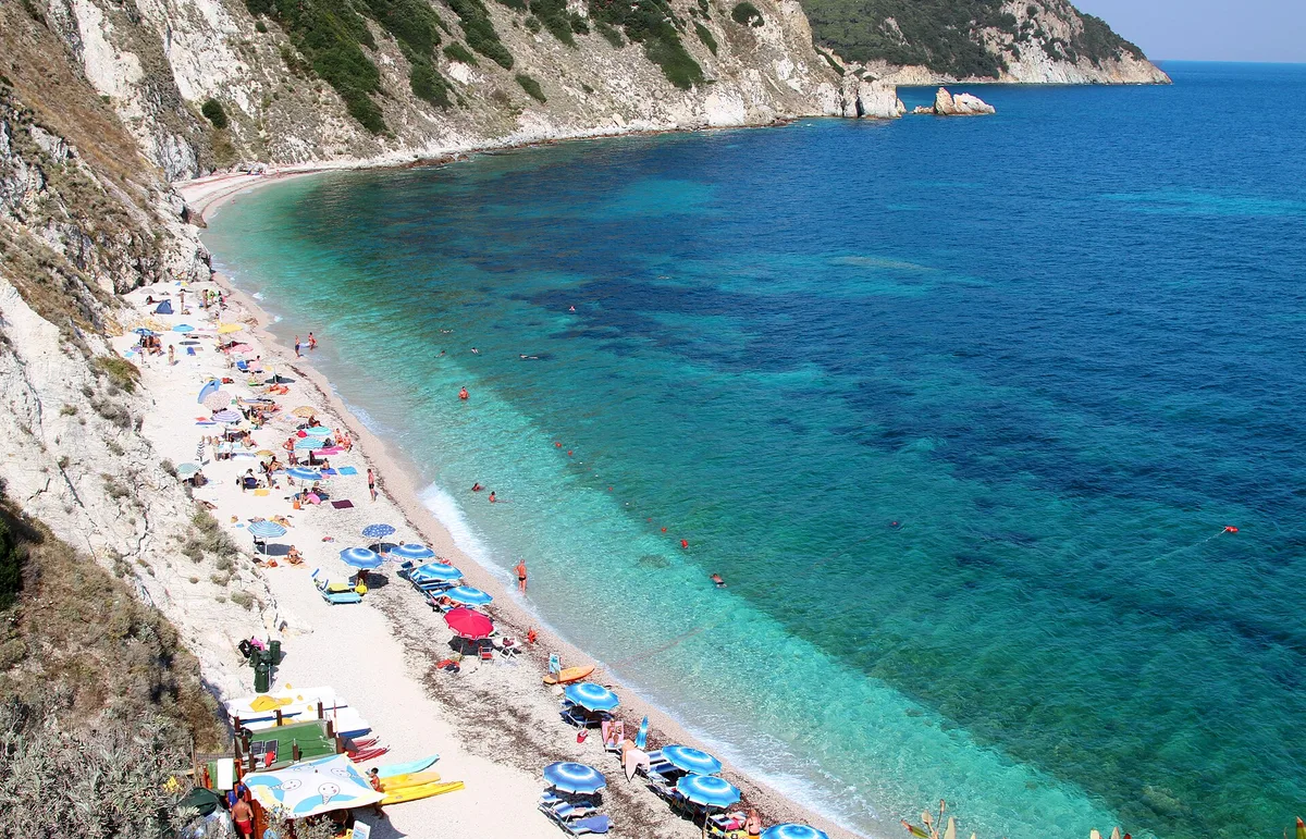 Sorgente Beach, Portoferraio, Tuscany, Italy — 4