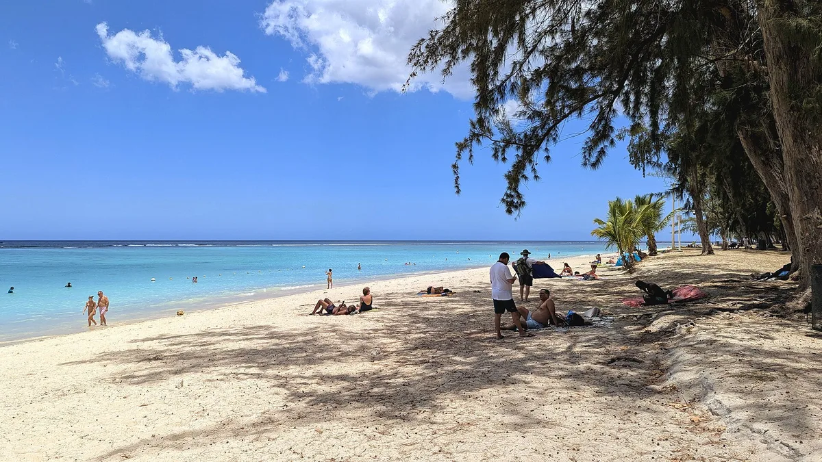 Flic en Flac Beach, Rivière Noire, Mascarene Islands, Mauritius — 3