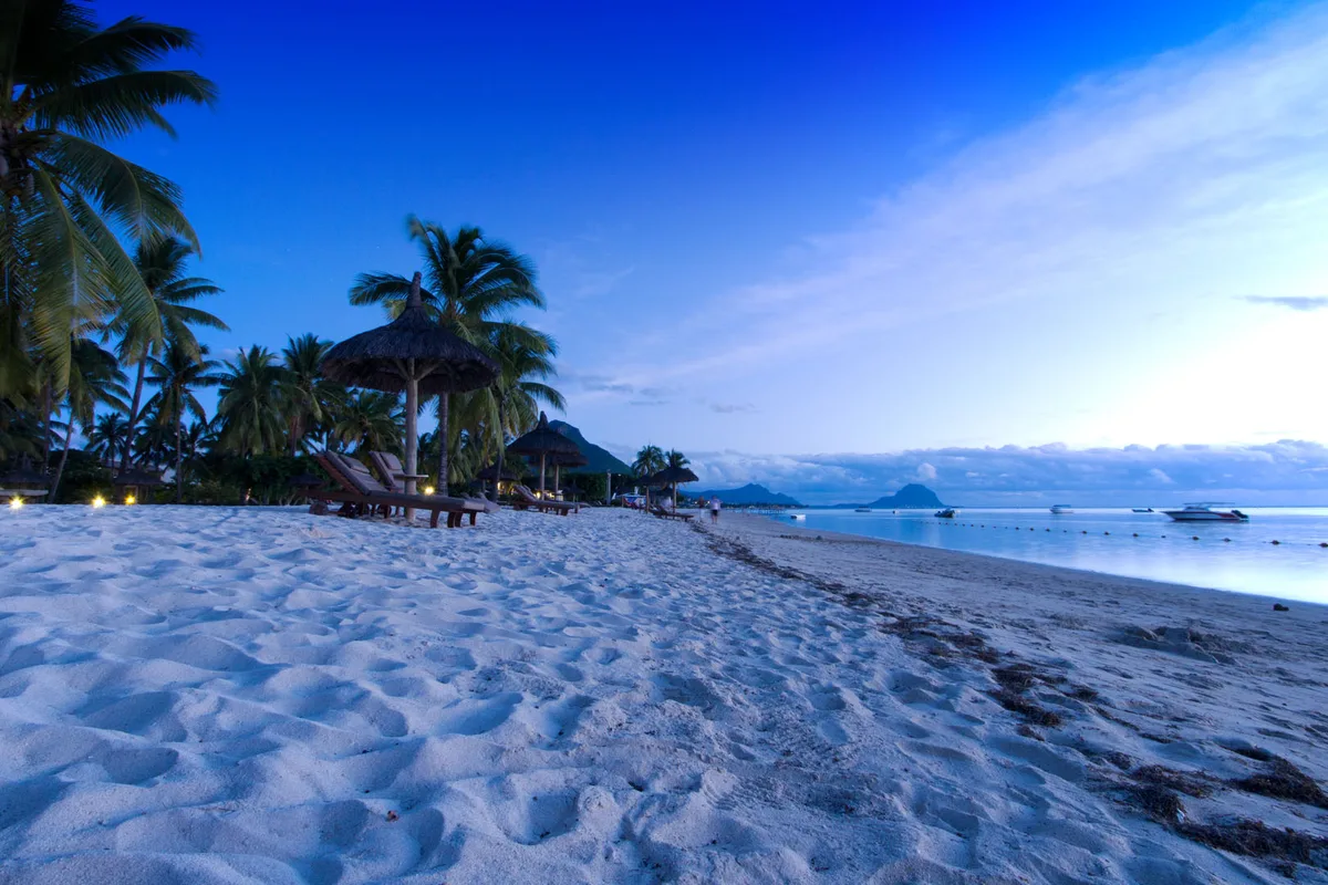 Flic en Flac Beach, Rivière Noire, Mascarene Islands, Mauritius — 4