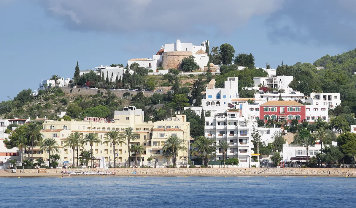 Santa Eulalia Beach, Santa Eulària des Riu, Balearic Islands, Spain — 2