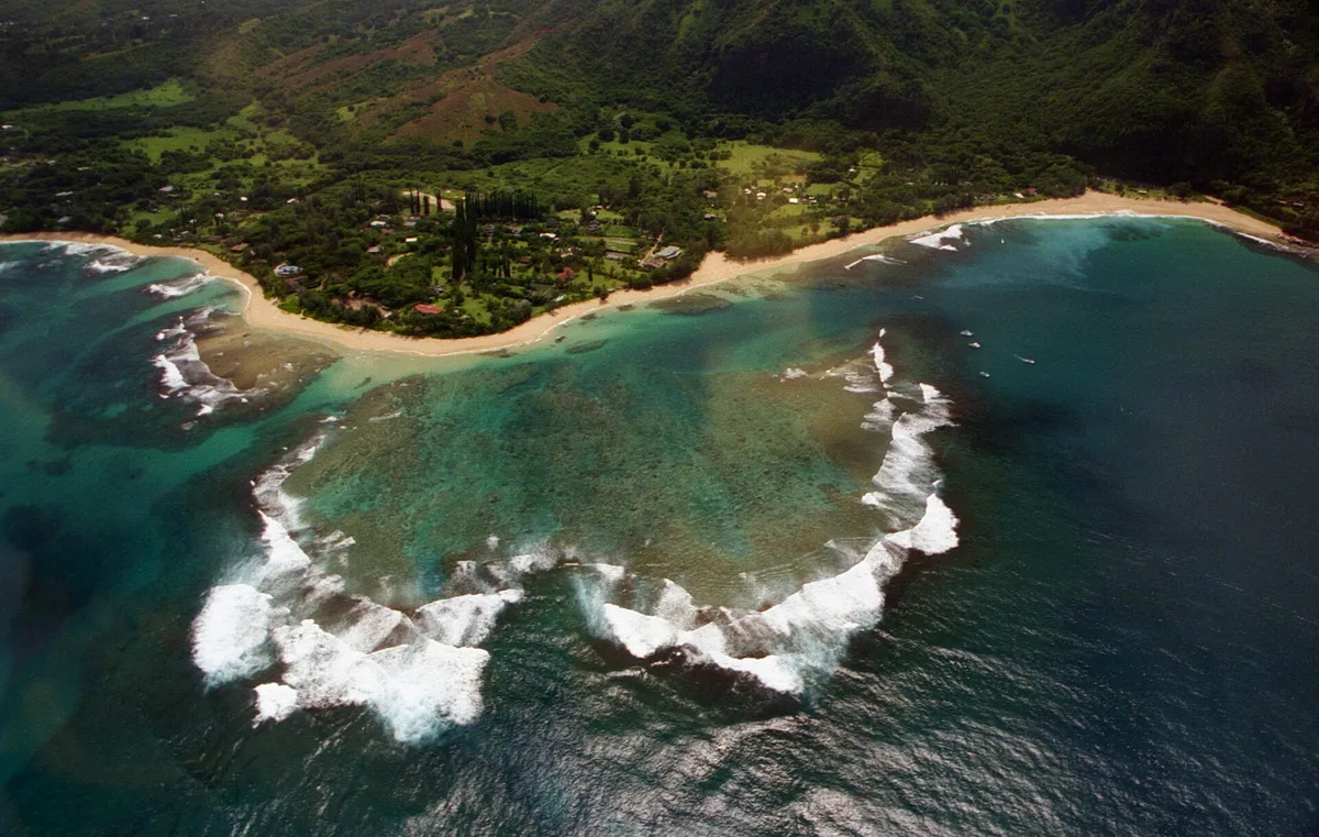 Tunnels Beach, Ha'ena, Hawaii, United States — 3