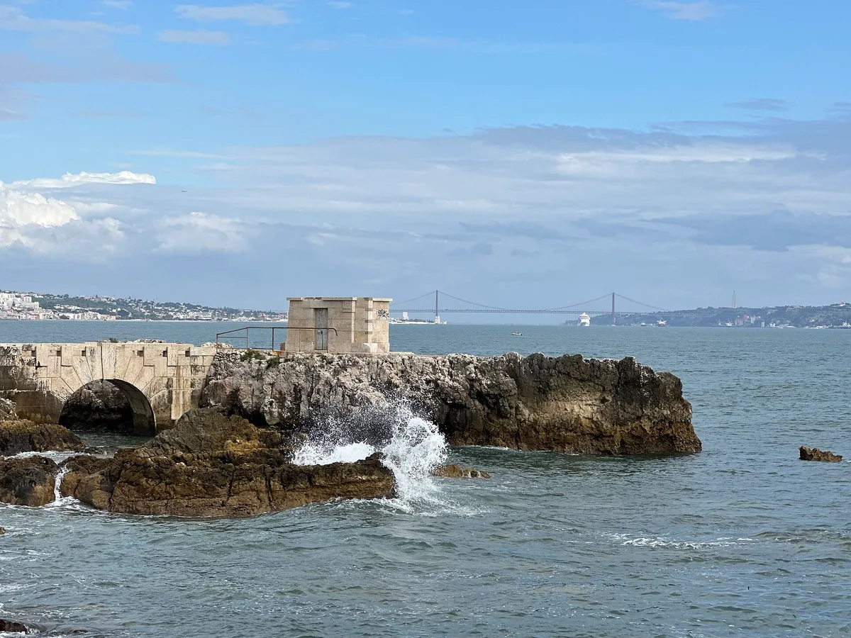 Santo Amaro de Oeiras Beach, Oeiras, Portuguese Atlantic, Portugal