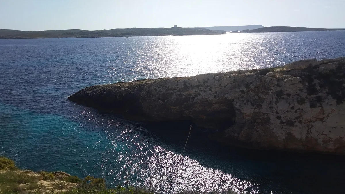 Playa de Ħondoq ir-Rummien, Qala, Maltese Islands, Malta — 4