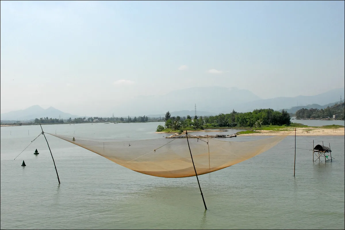 Nam Ô Beach, Hai Van Ward, South Central Coast, Vietnam — 4