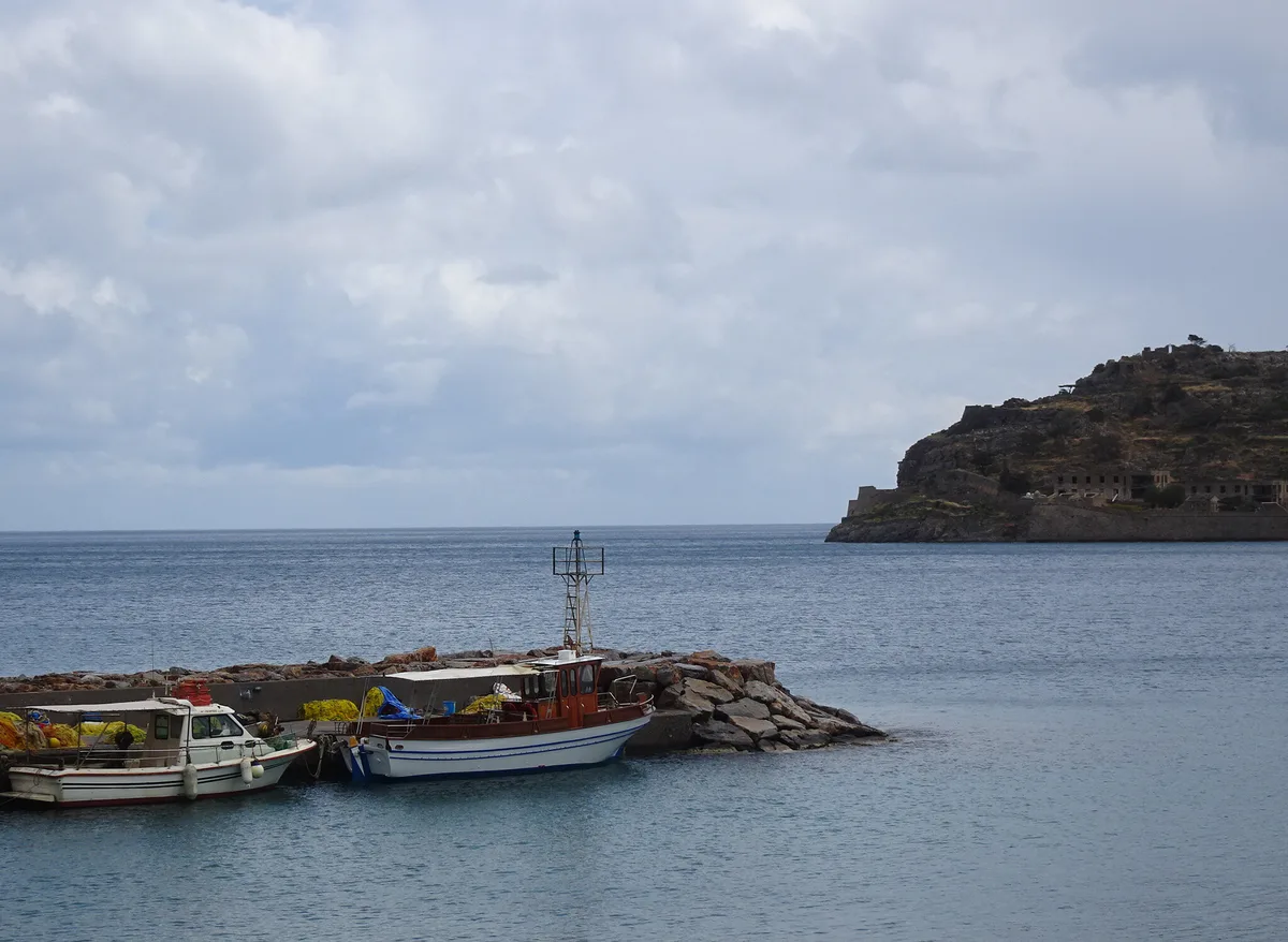 Plaka Beach, Agios Nikolaos, Crete, Greece — 5