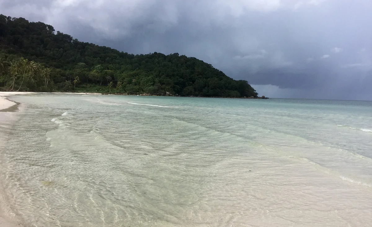 Sao Beach, An Thới, Gulf of Thailand, Vietnam — 4