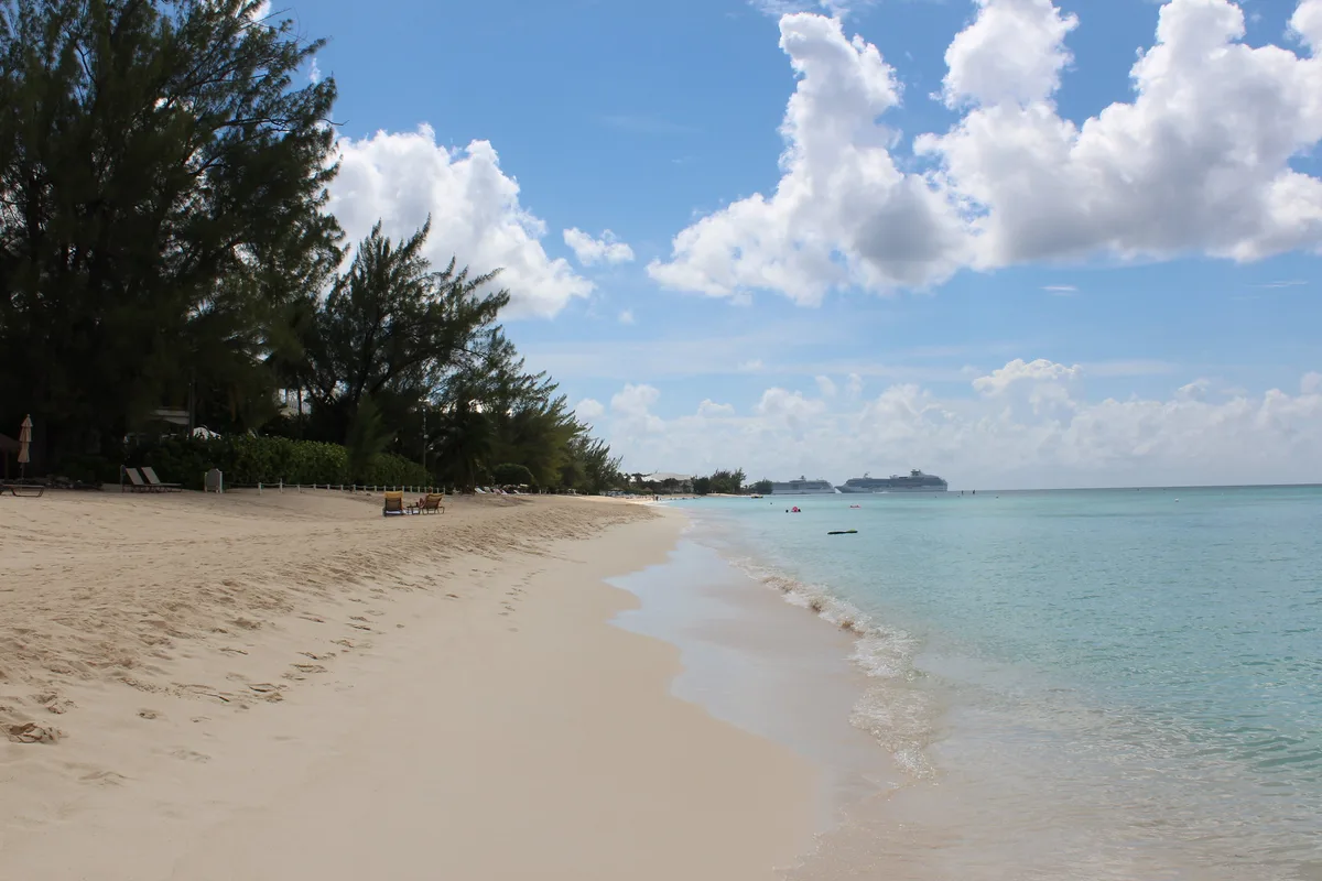 Seven Mile Beach, West Bay / George Town, Cayman Islands, Cayman Islands