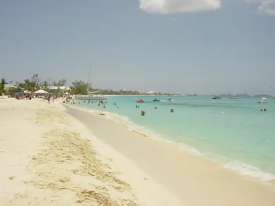 Seven Mile Beach, West Bay / George Town, Cayman Islands, Cayman Islands — 6