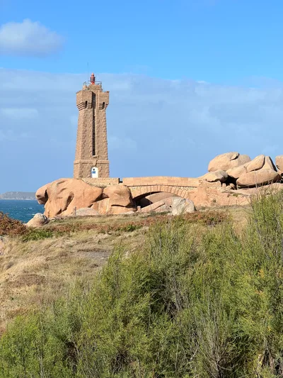 Saint-Guirec Beach