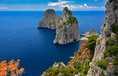 Faraglioni Beach