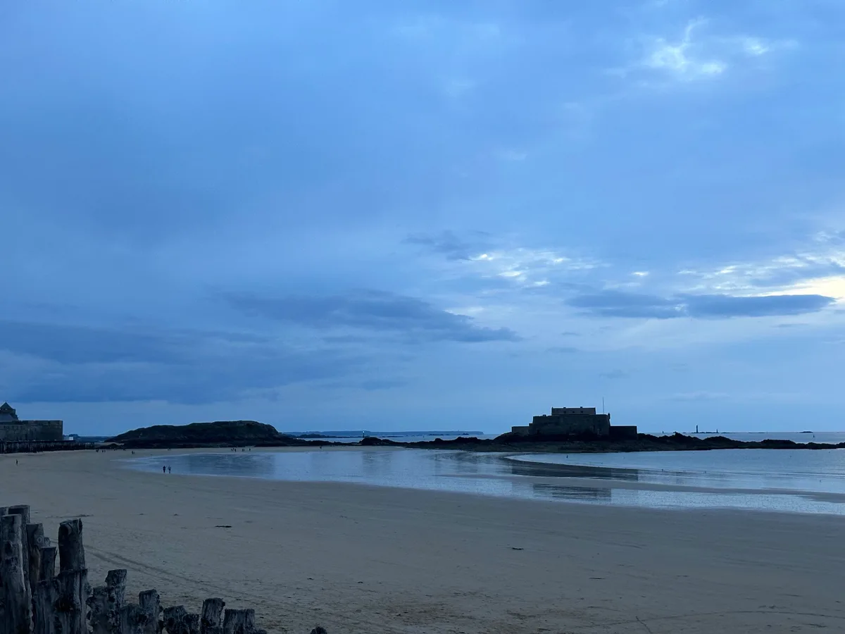 Sillon Beach, Saint-Malo, Brittany, France — 4