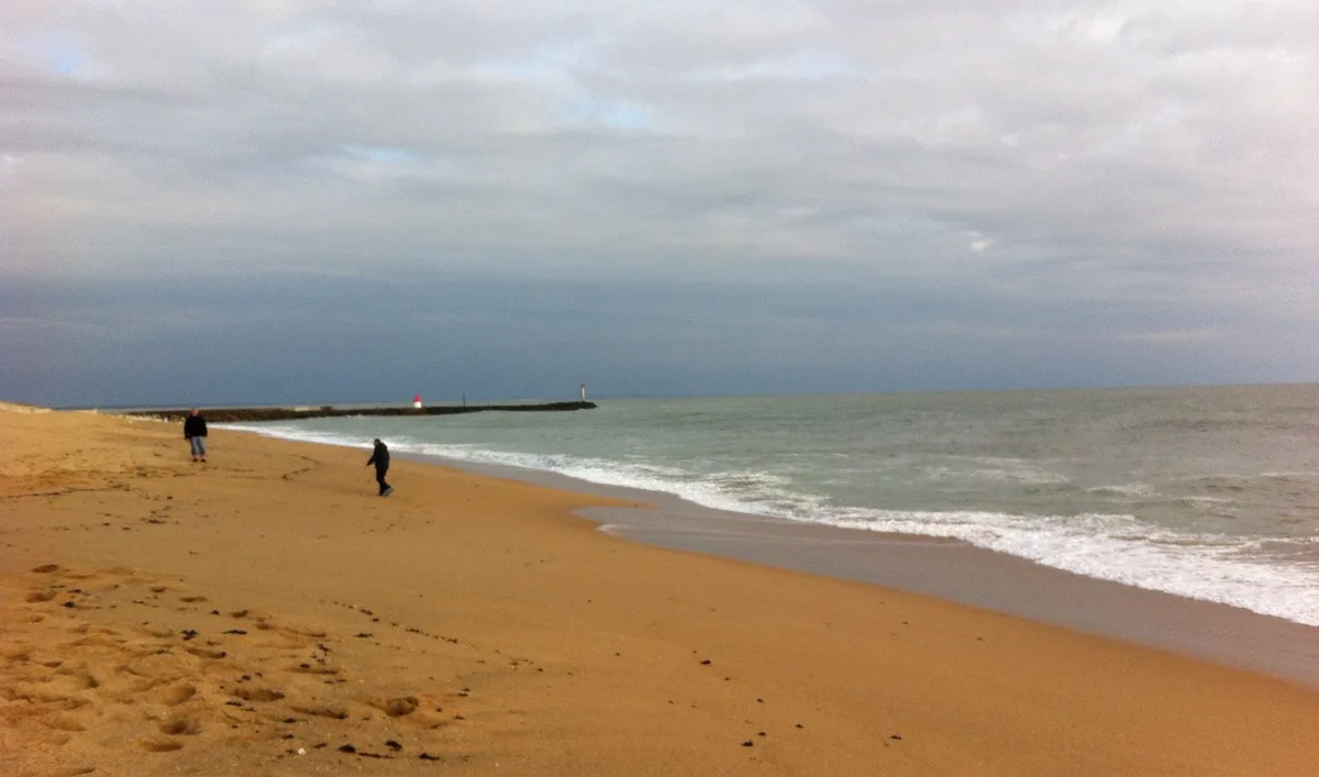 Cotinière Beach, Saint-Pierre-d'Oléron, Nouvelle-Aquitaine, France — 5