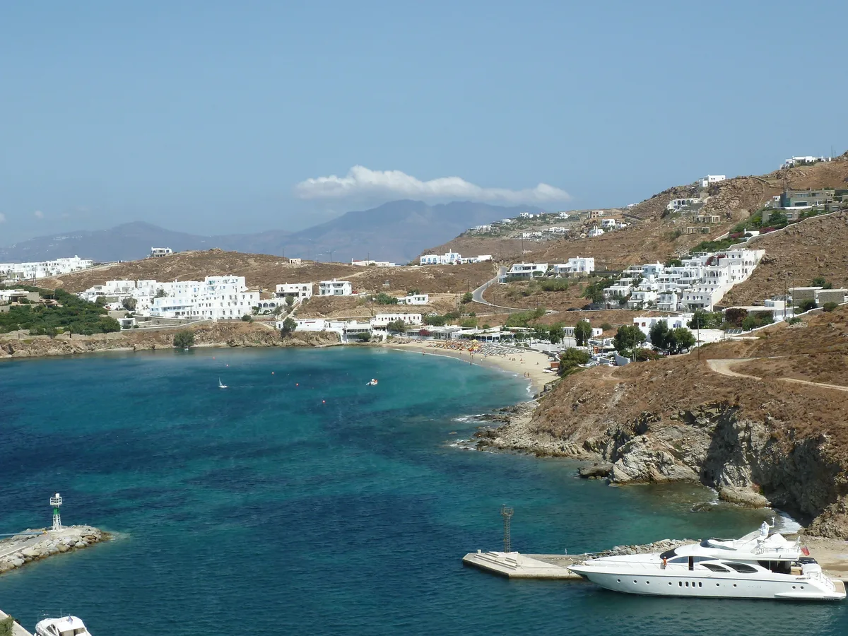 Agios Stefanos Beach, Cyclades, Greece — 3