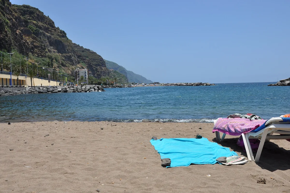 Calheta-strand, Calheta, Madeira Archipelago, Portugal — 3