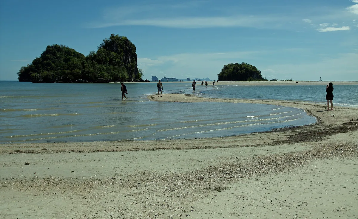 Playa de Nopparat Thara, Ao Nang, Andaman Sea Coast, Tailandia