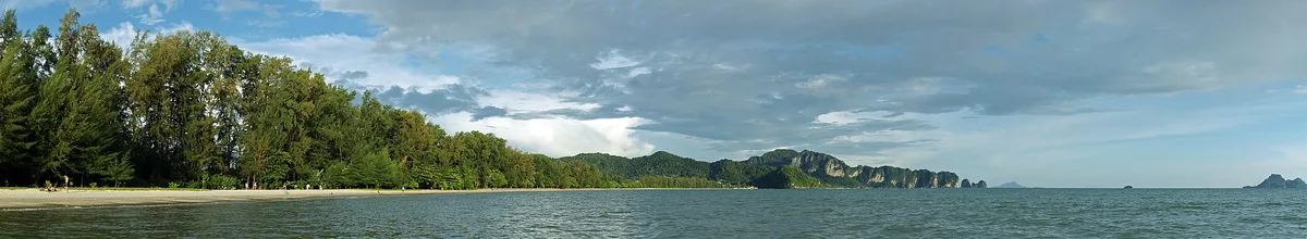 Playa de Nopparat Thara, Ao Nang, Andaman Sea Coast, Tailandia — 6