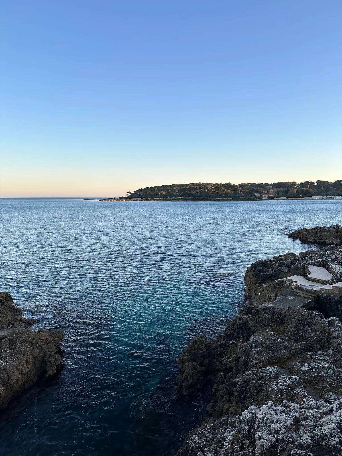 Garoupe Beach, Antibes, Provence-Alpes-Côte d'Azur, France — 5