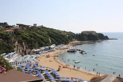 Quercetano Bay Beach