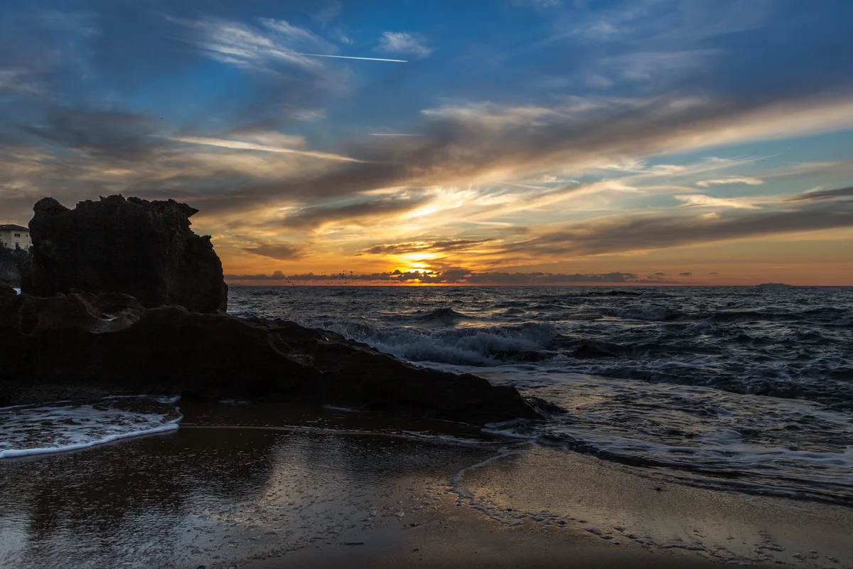 Quercetano Bay Beach, Rosignano Marittimo, Tuscany, Italy — 2