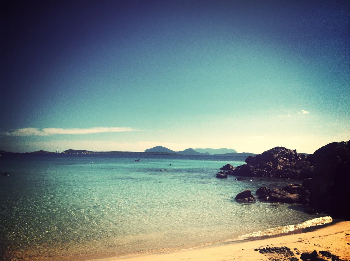 La Celvia-strand, Arzachena, Sardinia, Italië — 6
