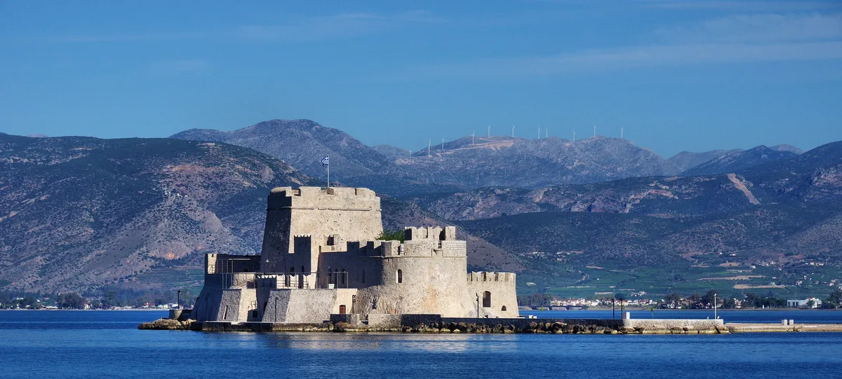 Arvanitia-Strand, Nafplio, Peloponnese, Griechenland — 6