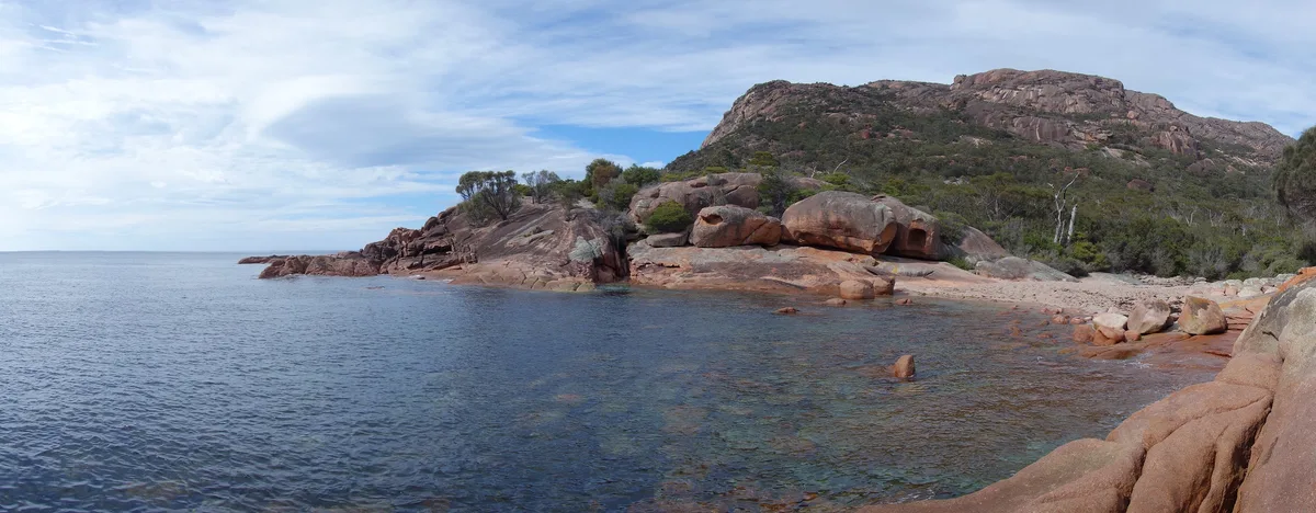 Sleepy Bay Beach, Glamorgan-Spring Bay, Tasmania, Australia — 2